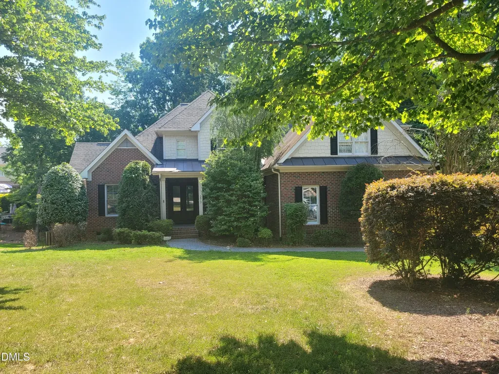 273 Brown Bear Chapel Hill NC 27517