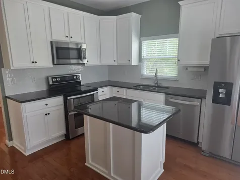 124 Braeside Court Cary NC 27519