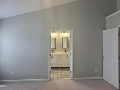124 Braeside Court Cary NC 27519