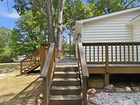 2568 Nc Highway 96 S Franklinton NC 27525