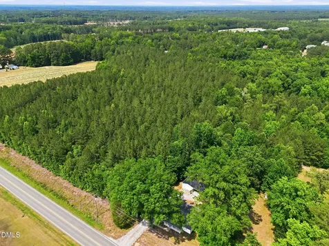 2568 Nc Highway 96 S Franklinton NC 27525