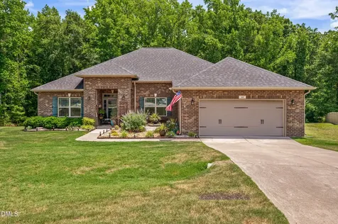 44 Drake Drive Benson NC 27504