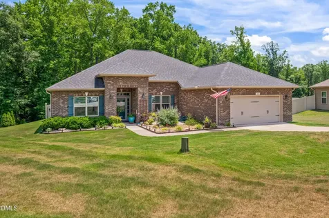 44 Drake Drive Benson NC 27504
