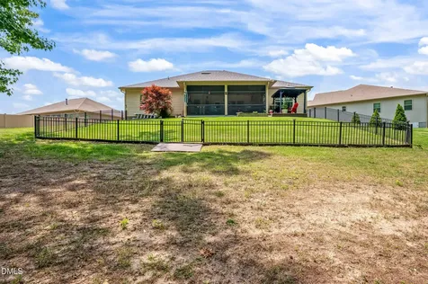 44 Drake Drive Benson NC 27504