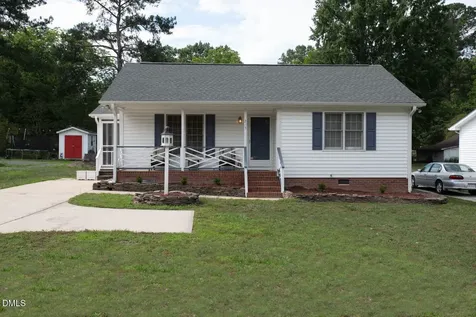 215 E Vance Street Zebulon NC 27597