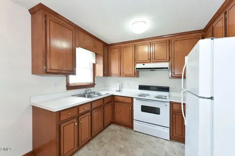 215 E Vance Street Zebulon NC 27597