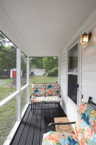 215 E Vance Street Zebulon NC 27597