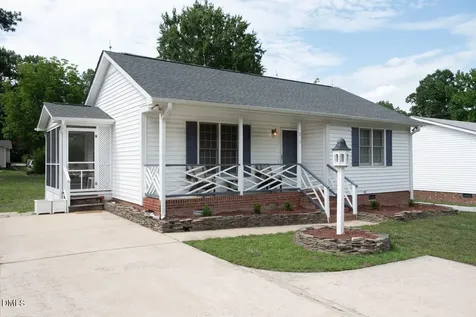 215 E Vance Street Zebulon NC 27597