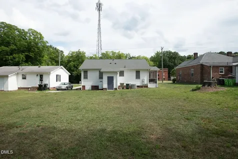 215 E Vance Street Zebulon NC 27597