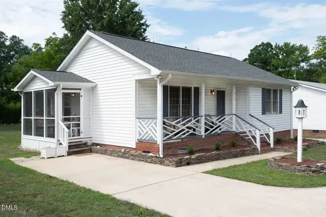 215 E Vance Street Zebulon NC 27597