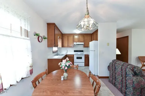 215 E Vance Street Zebulon NC 27597