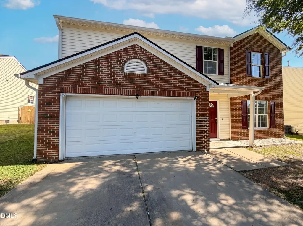 1745 E Honey Springs Avenue Fuquay Varina NC 27526