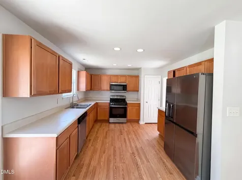 1745 E Honey Springs Avenue Fuquay Varina NC 27526