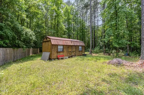 3304 Black Stallion Court Zebulon NC 27597