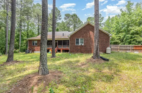 3304 Black Stallion Court Zebulon NC 27597