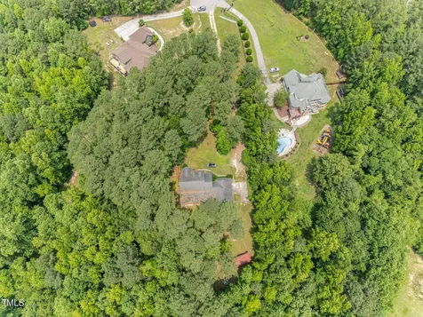 3304 Black Stallion Court Zebulon NC 27597