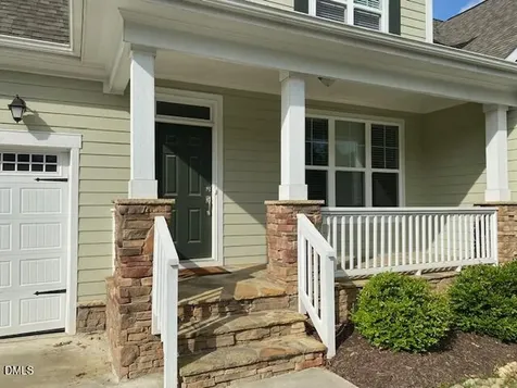 28 Grandwood Circle Durham NC 27712