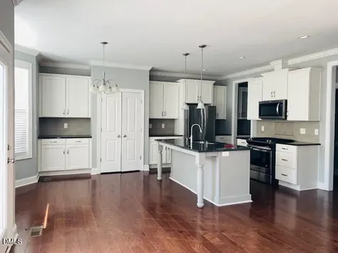 28 Grandwood Circle Durham NC 27712
