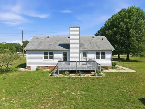 15 Loop Road Archer Lodge NC 27527