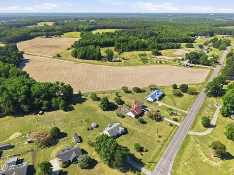 15 Loop Road Archer Lodge NC 27527
