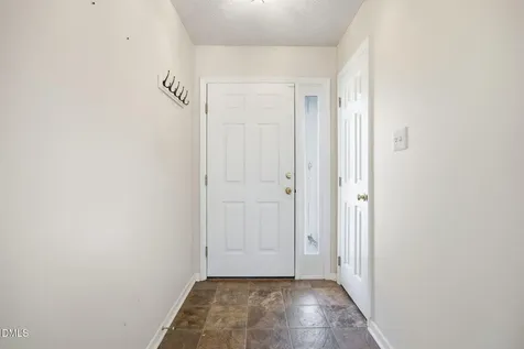 15 Loop Road Archer Lodge NC 27527