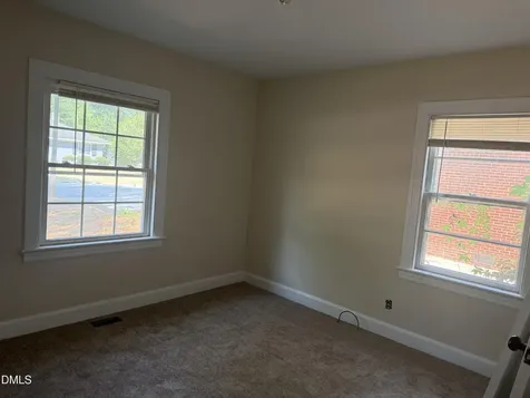 305 Dewey Street SW Wilson NC 27893