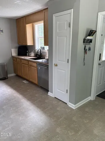 47 Rockhurst Court Raleigh NC 27603