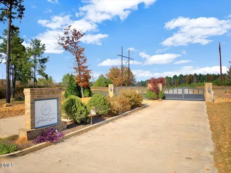 73 Pinnacle Shores Drive Macon NC 27551
