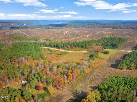 73 Pinnacle Shores Drive Macon NC 27551