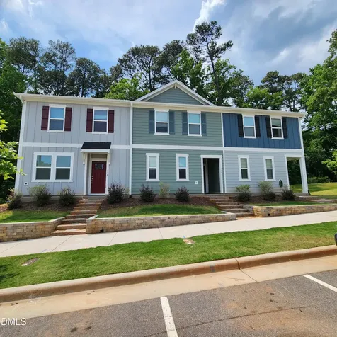 3002 Spline Circle Raleigh NC 27610