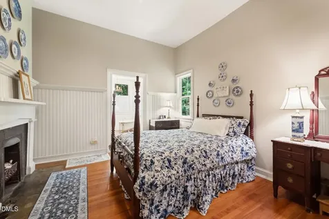 11921 Academy Street Milton NC 27305
