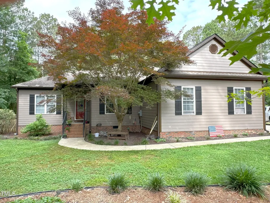 105 Perry Lane Zebulon NC 27597