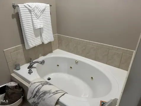 105 Perry Lane Zebulon NC 27597