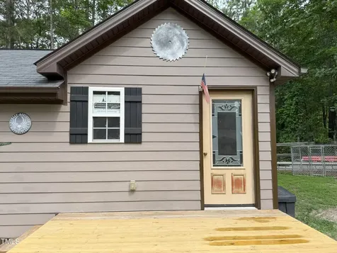 105 Perry Lane Zebulon NC 27597