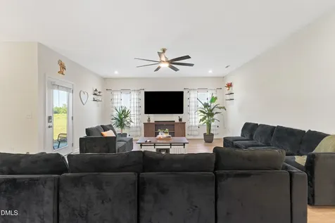 112 Napa Drive Four Oaks NC 27524