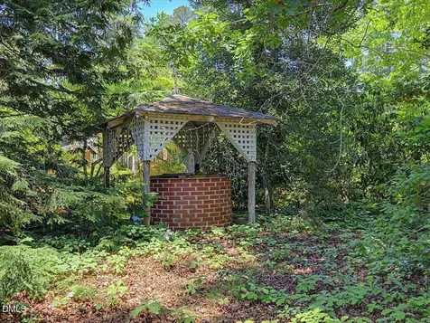 31 Melvin Clark Road Siler City NC 27344