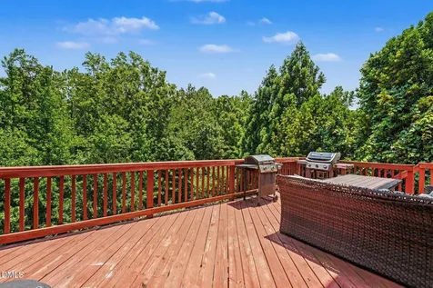 1109 Grogans Mill Cary NC 27519