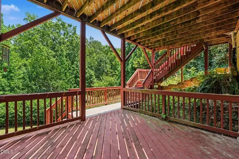 1109 Grogans Mill Cary NC 27519