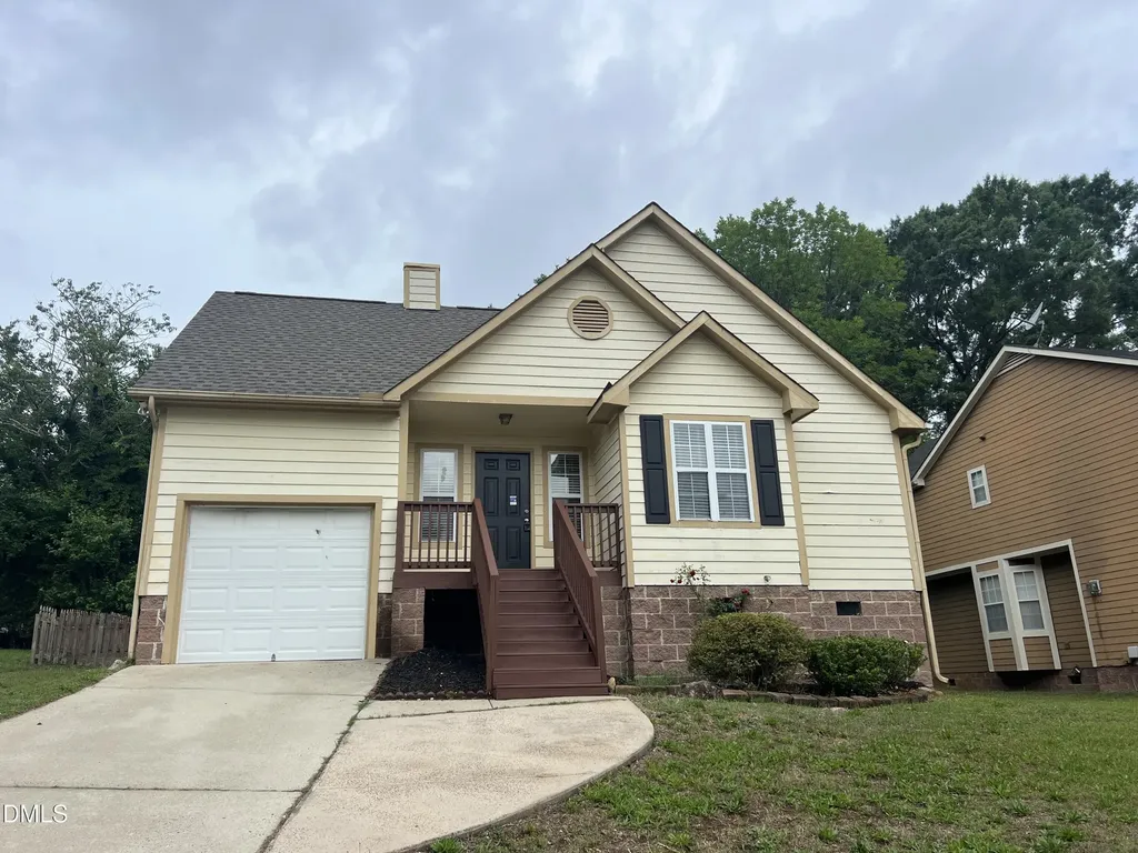 219 Carroll Street Wake Forest NC 27587