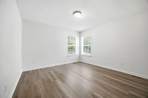 219 Carroll Street Wake Forest NC 27587