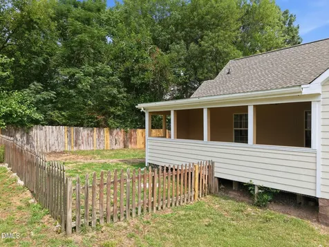 219 Carroll Street Wake Forest NC 27587