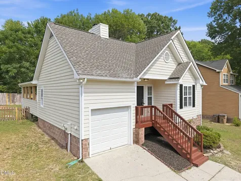219 Carroll Street Wake Forest NC 27587