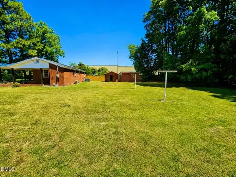 702 & 704 N Grimes Street Robersonville NC 27871