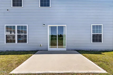 302 Ivory Lane Goldsboro NC 27534
