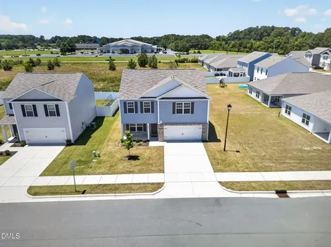302 Ivory Lane Goldsboro NC 27534
