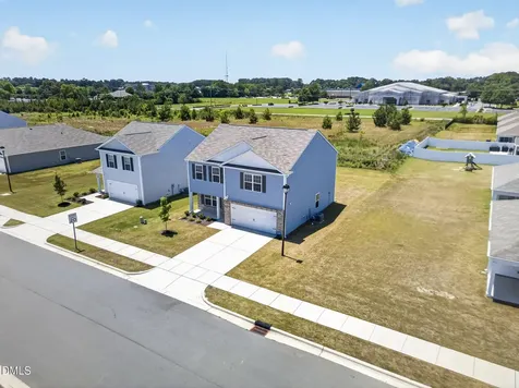 302 Ivory Lane Goldsboro NC 27534