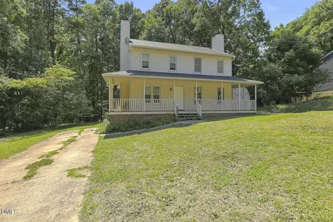 105 - 107 Chevis Drive Cary NC 27513