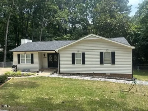 1437 Huntly Court Cary NC 27511