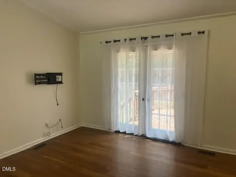 1437 Huntly Court Cary NC 27511