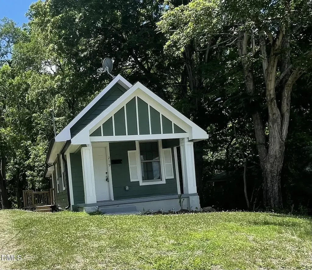 219 Lanier Street Oxford NC 27565